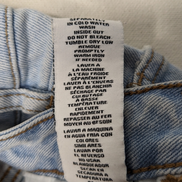 Celebrity Pink Denim shorts women's Sz 11/30 distressed High Rise Z-1 - Picture 5 of 6